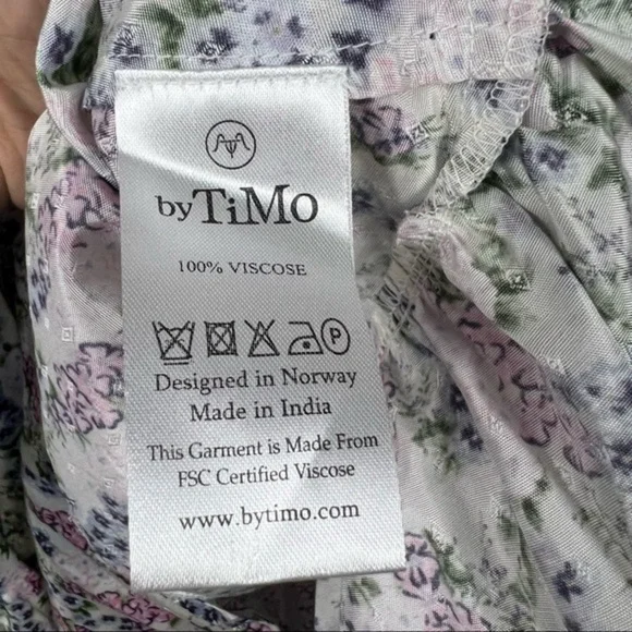 BYTIMO Blue Field Floral Ruffle Midi Wrap Dress Size Medium / NWT - Picture 12 of 16